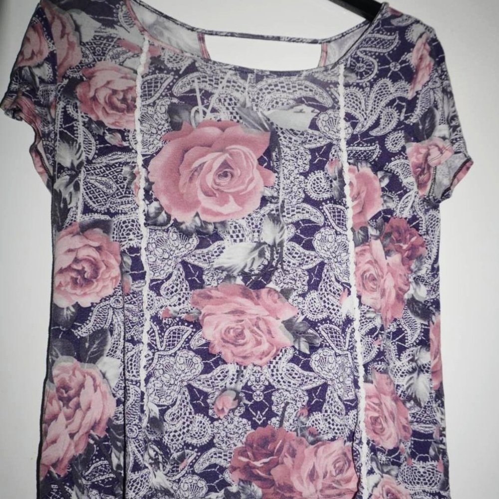 Floral top